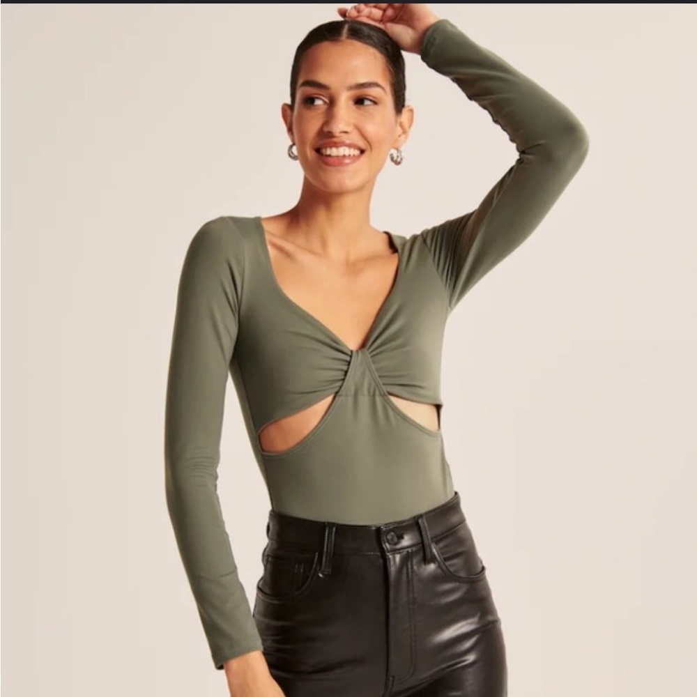 Abercrombie & Fitch Olive Green Cut-Out Bodysuit – Size Small